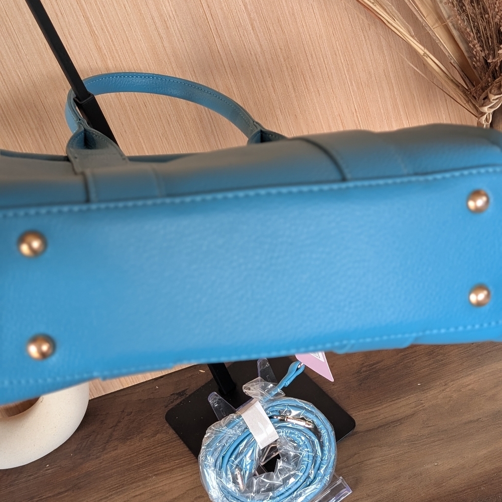 Sky Blue Tote Bag With Crossbody Strap Included. - Picture 8 of 8